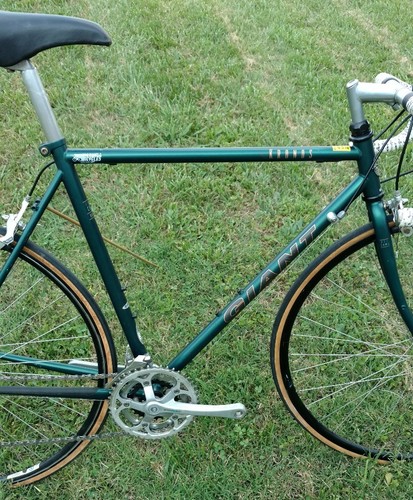 GIANT KRONOS VINTAGE STEEL ROAD BIKE 